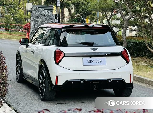 MINI JCW 2025 Белый из Китая, фото 4