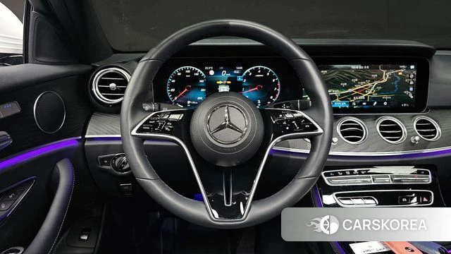 Mercedes-Benz E-Class W213 2023 Белый из Кореи, фото 4