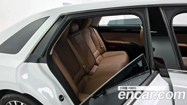 Hyundai Grandeur Hybrid (GN7) 2023 Белый из Кореи, фото 4