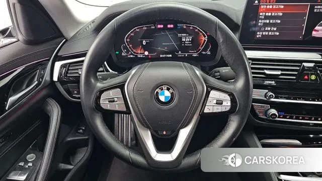 BMW 5 Series (G30) 2020 Белый из Кореи, фото 4