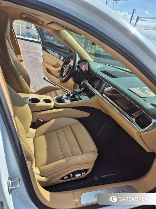 Porsche Panamera (971) 2018 Белый из Кореи, фото 4