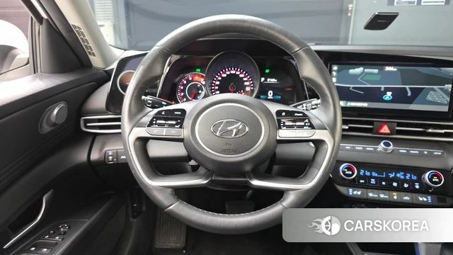 Hyundai Avante (CN7) 2023 Белый из Кореи, фото 4