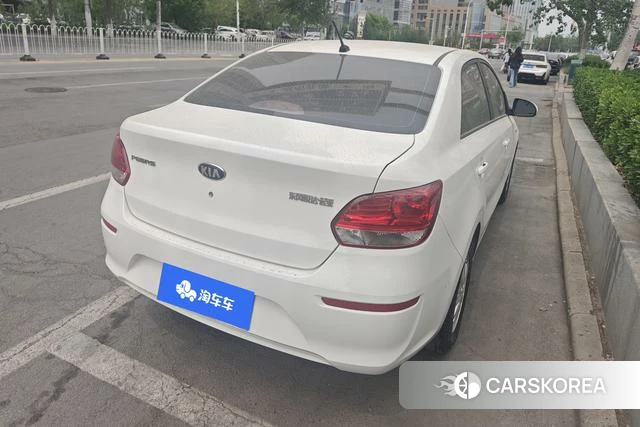 Kia Huanchi 2021 Белый из Китая, фото 4