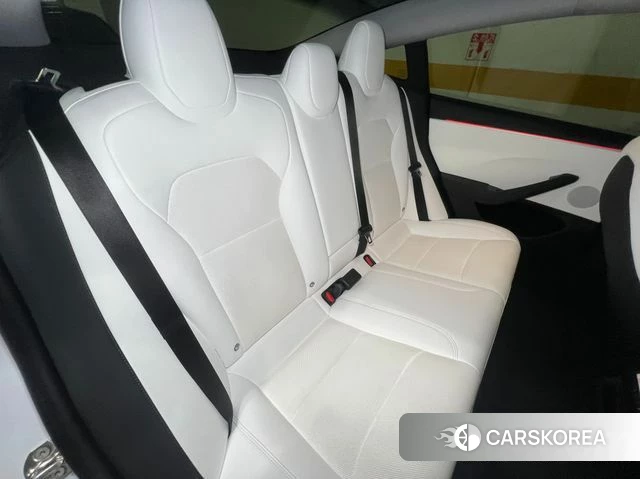 Tesla Model 3 2024 Белый из Кореи, фото 4