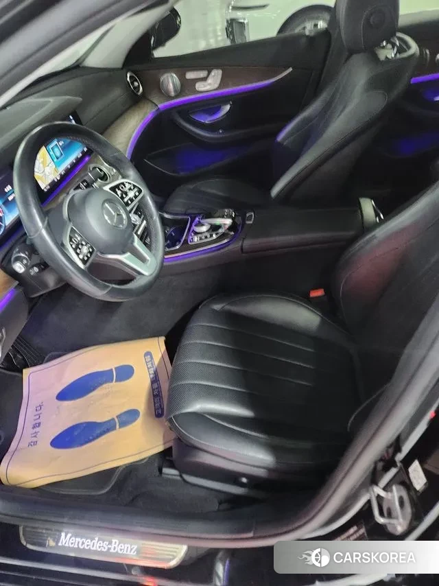 Mercedes-Benz E-Class W213 2018 Черный из Кореи, фото 4