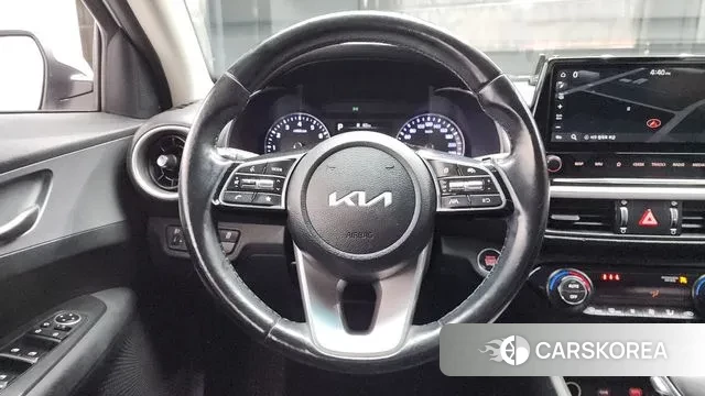 Kia The New K3 2nd generation 2021 Белый из Кореи, фото 4