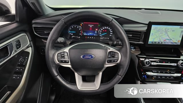 Ford Explorer 6th Generation 2022 Белый из Кореи, фото 4