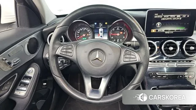 Mercedes-Benz C-Class W205 2018 Белый из Кореи, фото 4