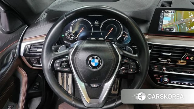 BMW 5 Series (G30) 2018 Серый из Кореи, фото 4