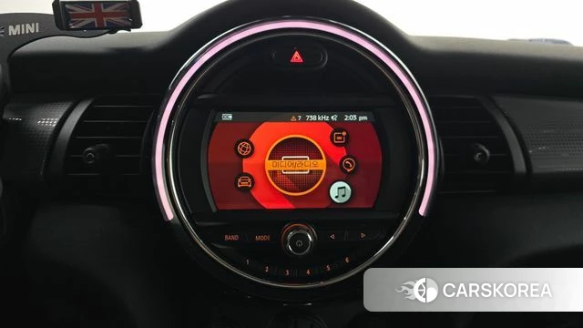 Mini Cooper 2018 Жемчужный цвет из Кореи, фото 4