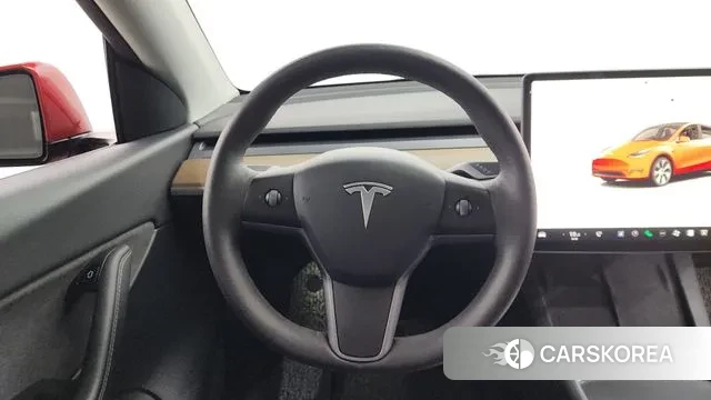 Tesla Model Y 2022 Красный из Кореи, фото 4