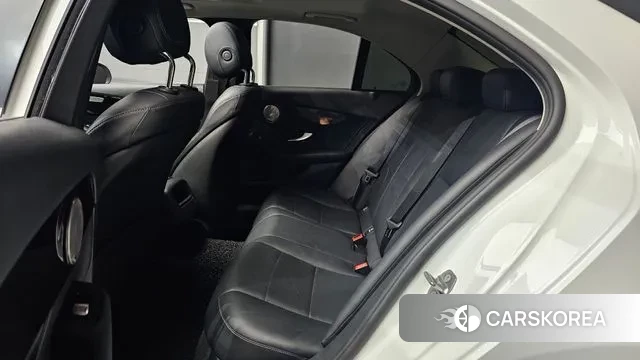 Mercedes-Benz C-Class W205 2018 Белый из Кореи, фото 4