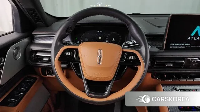 Lincoln Aviator 2nd generation 2022 Белый из Кореи, фото 4
