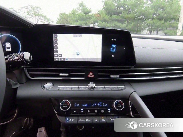 Hyundai The New Avante Hybrid (CN7) 2025 Белый из Кореи, фото 4