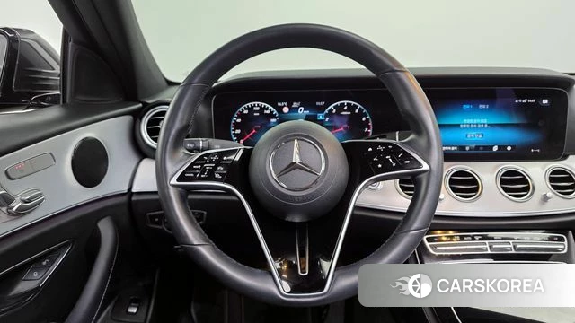 Mercedes-Benz E-Class W213 2021 Серый из Кореи, фото 4