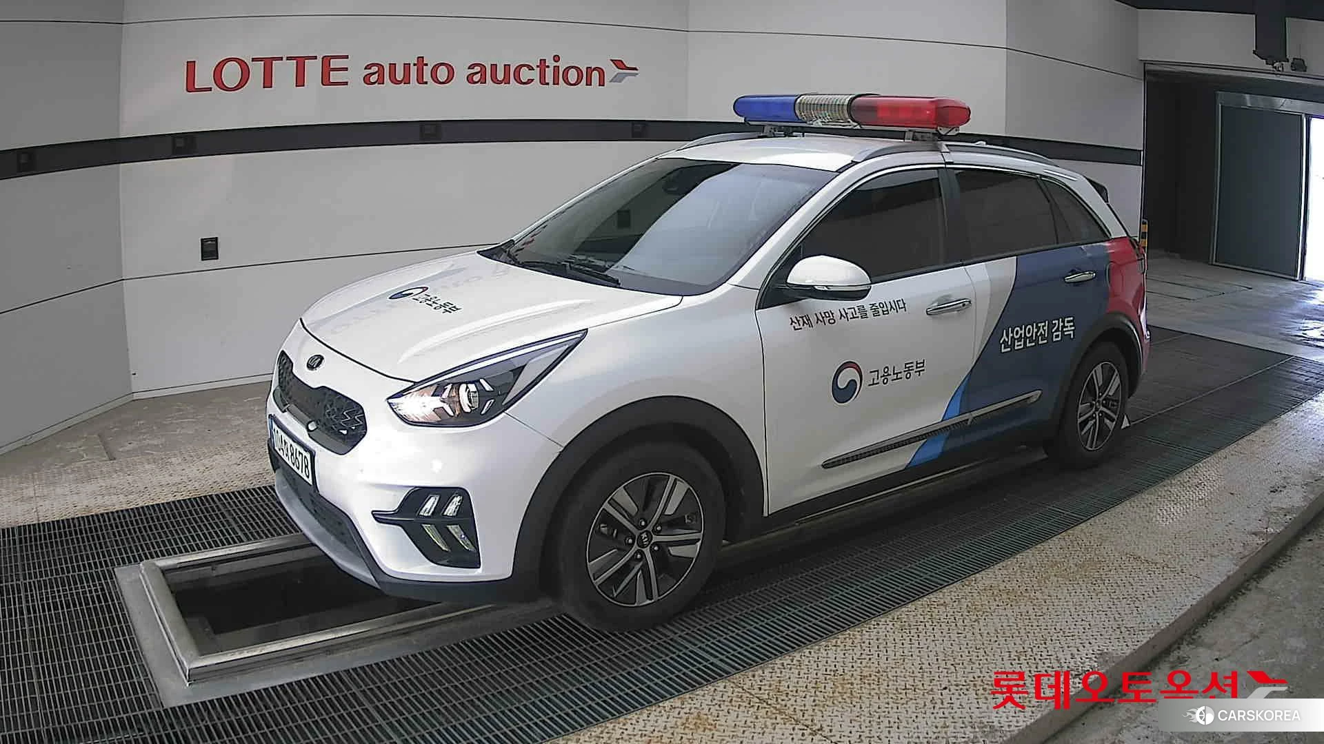 Kia Niro Hybrid 2021 Белый из Кореи, фото 4