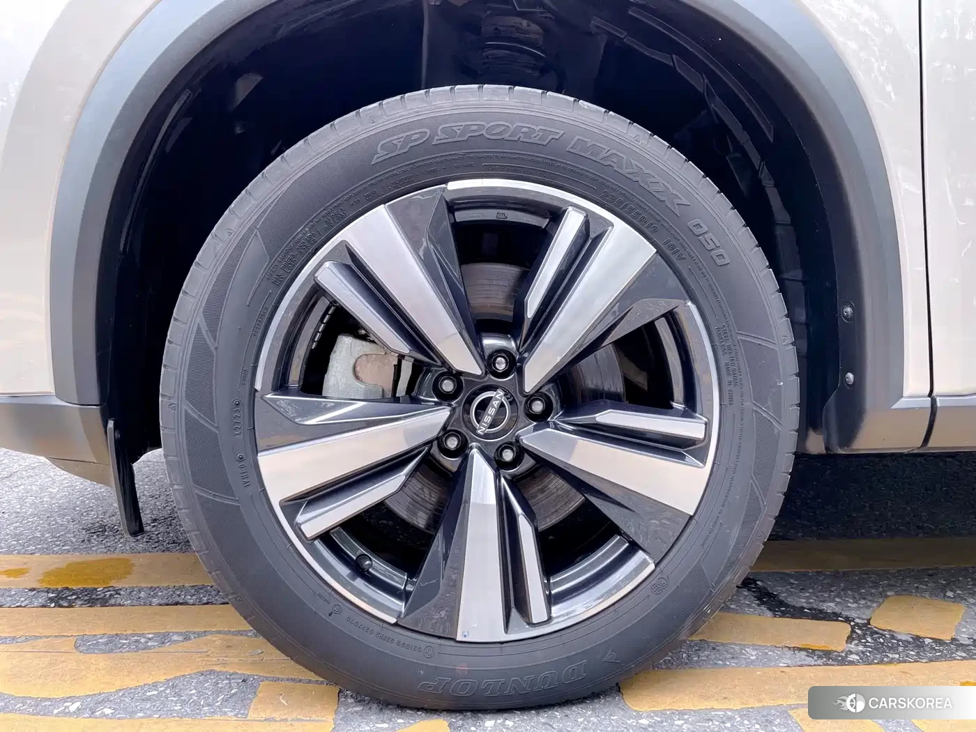 Nissan Qijun 2023 Silver/gray из Китая, фото 4