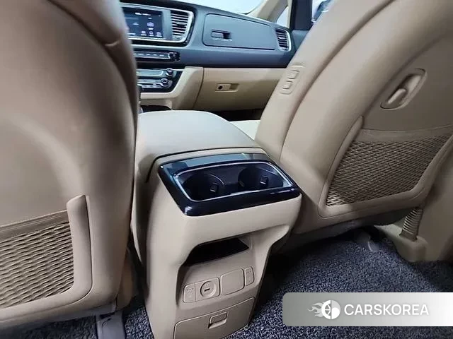 Kia The New Carnival 2018 Белый из Кореи, фото 4