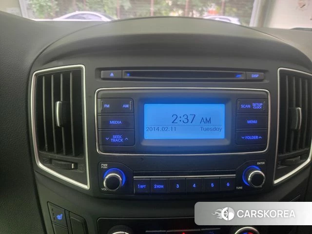 Hyundai The New Grand Starex 2019 Белый из Кореи, фото 4