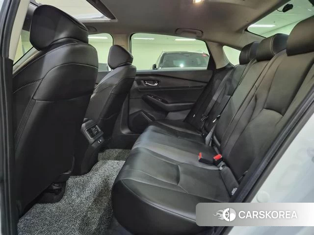 Honda Accord 11th Generation 2024 Белый из Кореи, фото 4