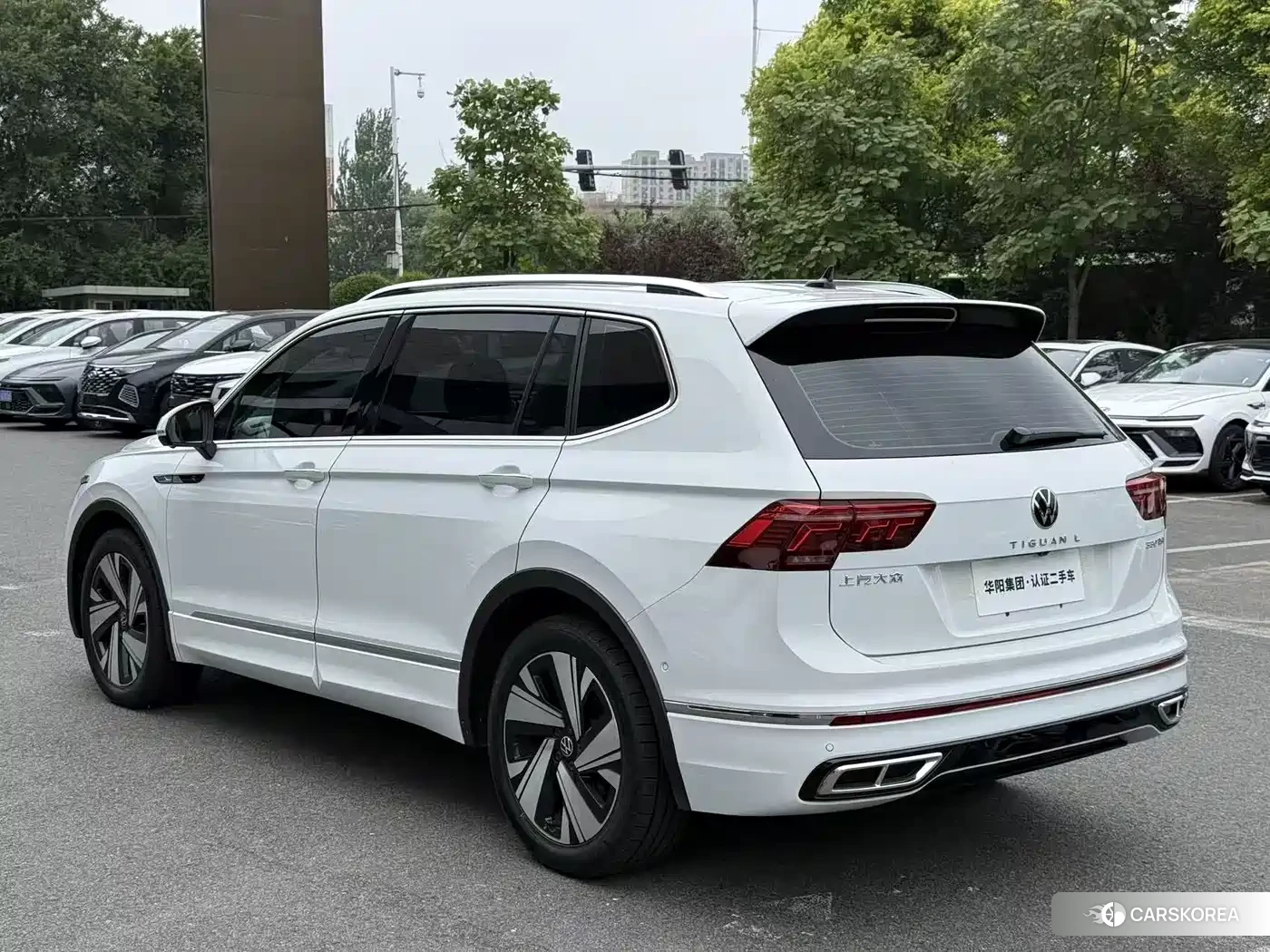 Volkswagen Tiguan L 2023 Белый из Китая, фото 4