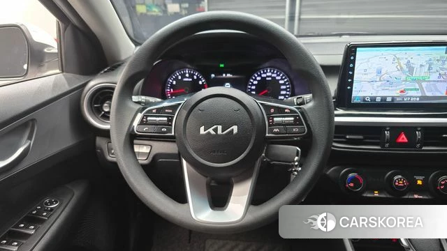 Kia The New K3 2nd generation 2022 Белый из Кореи, фото 4