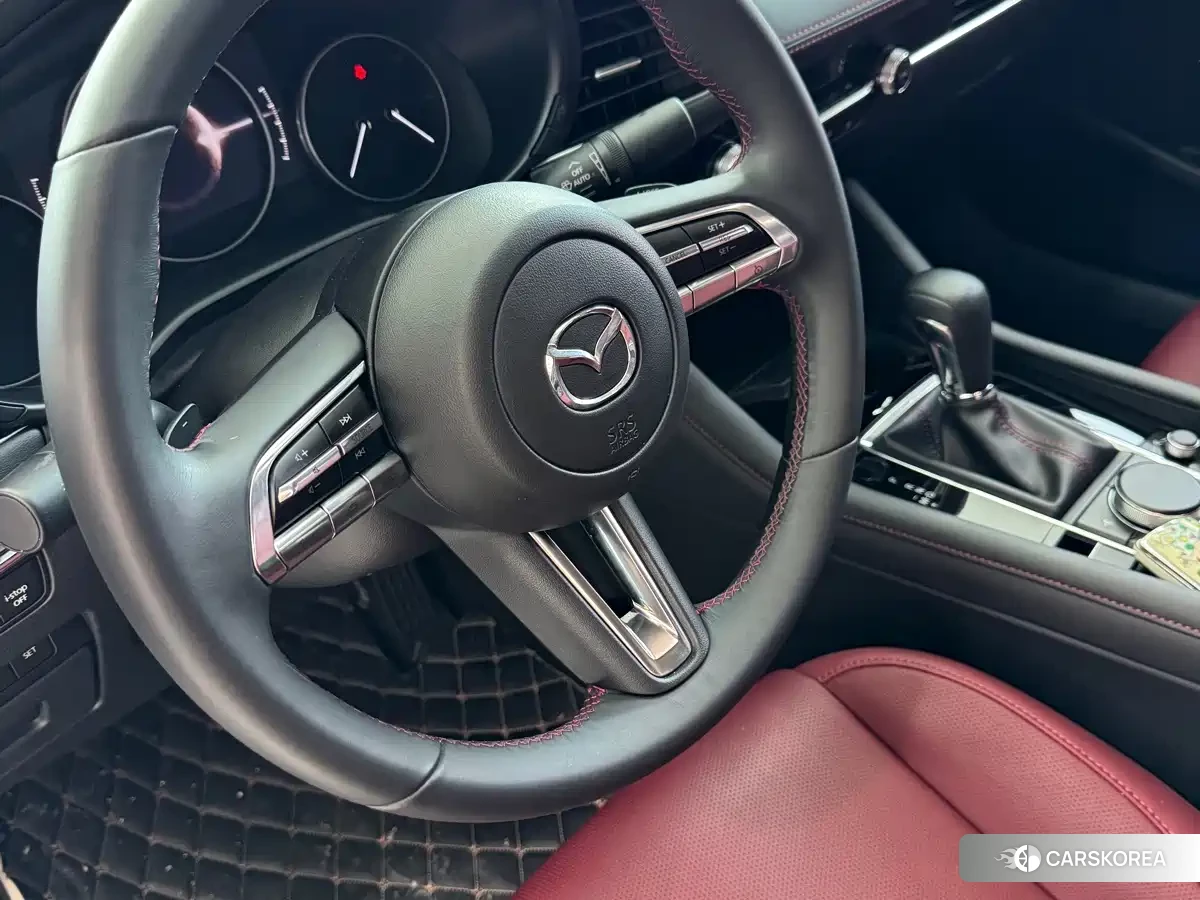 Mazda 3 2023 Белый из Китая, фото 4
