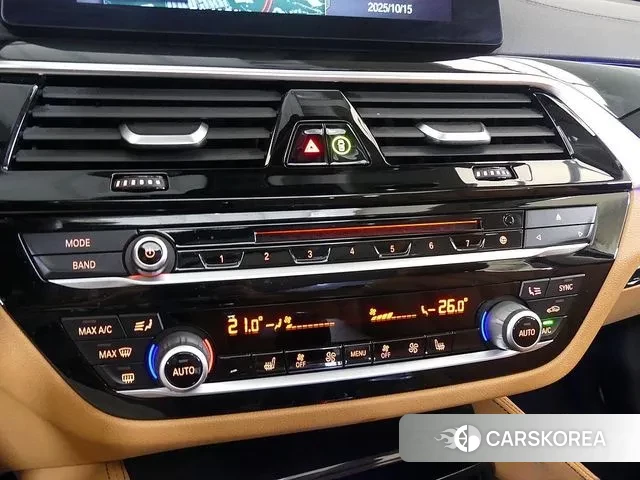 BMW 5 Series (G30) 2018 Черный из Кореи, фото 4