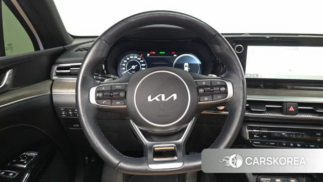 Kia K5 3rd generation 2023 Белый из Кореи, фото 4