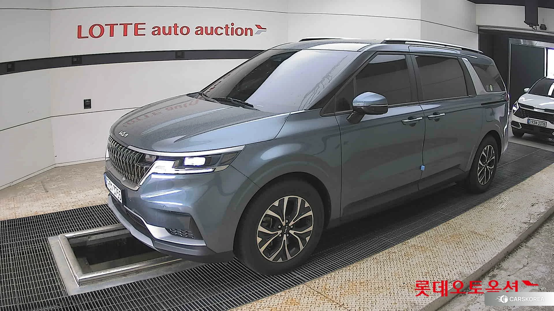 Kia Carnival 2022 Astra Blue из Кореи, фото 4