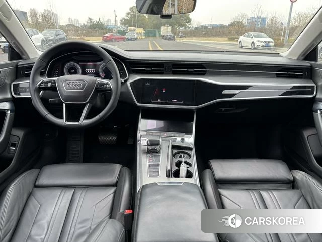 Audi A7 2021 Темно-серый из Китая, фото 4