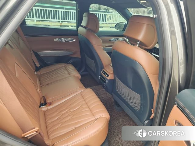 Genesis GV70 2023 Серый из Кореи, фото 4