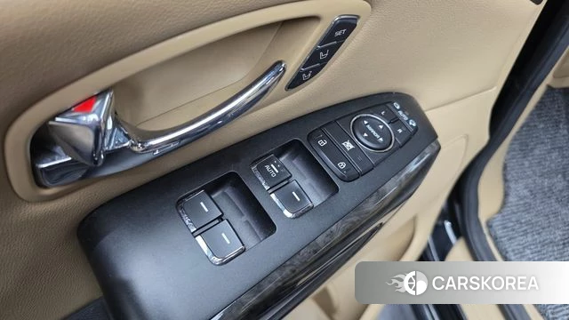 Kia The New Carnival 2019 Черный из Кореи, фото 4