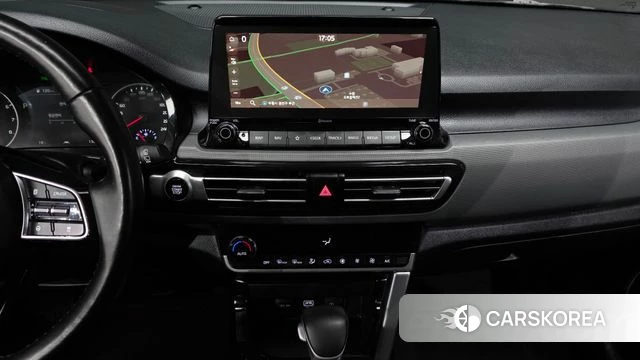 Kia Seltos 2022 Белый из Кореи, фото 4