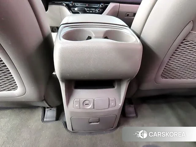 Kia The New Carnival 2018 Белый из Кореи, фото 4