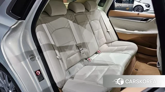 Hyundai The New Grandeur IG Hybrid 2021 Серебристо-серый из Кореи, фото 4