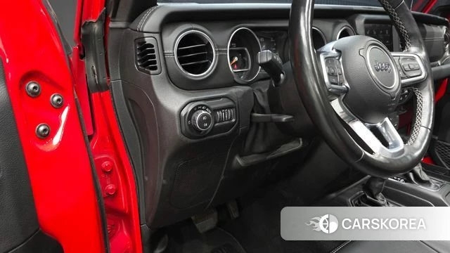 Jeep Wrangler (JL) 2021 Красный из Кореи, фото 4