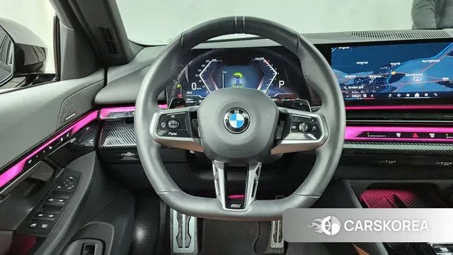 BMW 5 Series (G60) 2024 Черный из Кореи, фото 4