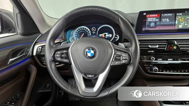 BMW 5 Series (G30) 2018 Серый из Кореи, фото 4