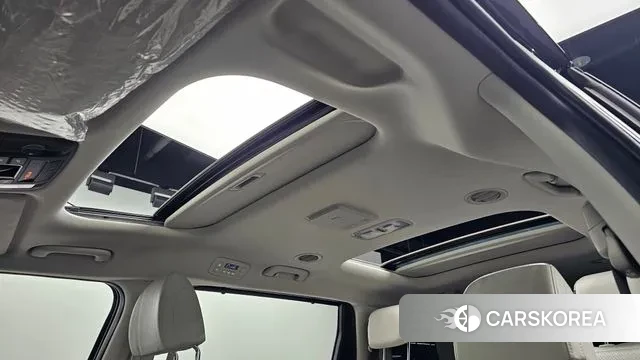 Kia Carnival 4th generation 2023 Черный из Кореи, фото 4