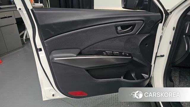 Ssangyong The New Tivoli 2025 Белый из Кореи, фото 4