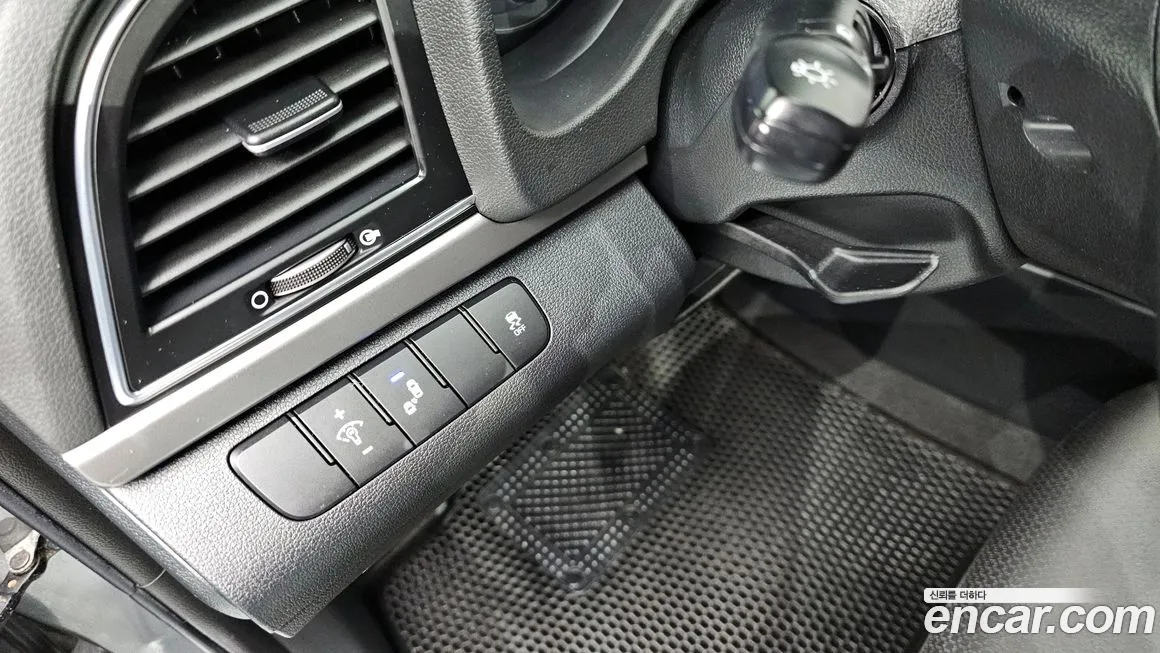 Hyundai Avante AD id 2171547 из Кореи 4