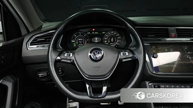 Volkswagen Tiguan Allspace 2018 Белый из Кореи, фото 4