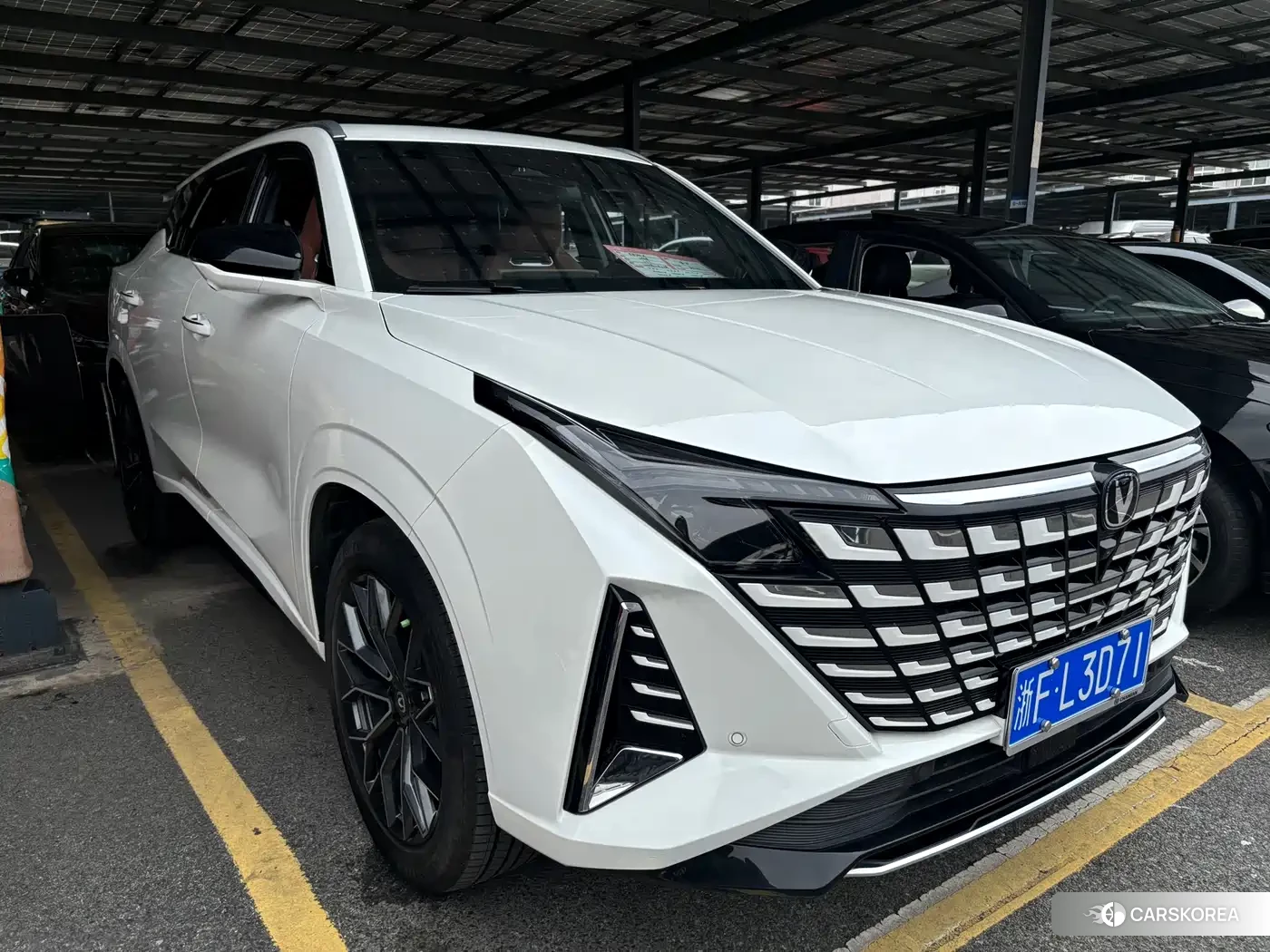 Chang'an UNI-Z 2024 Белый из Китая, фото 4