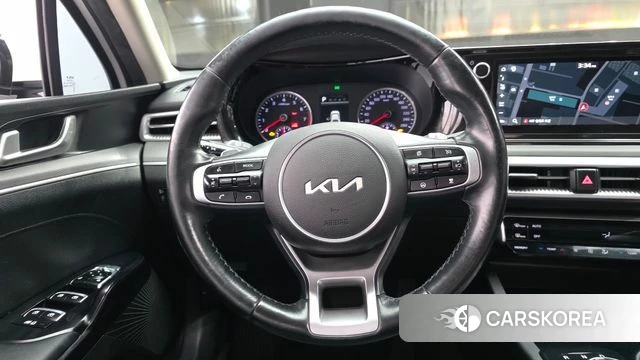 Kia K5 3rd generation 2022 Белый из Кореи, фото 4