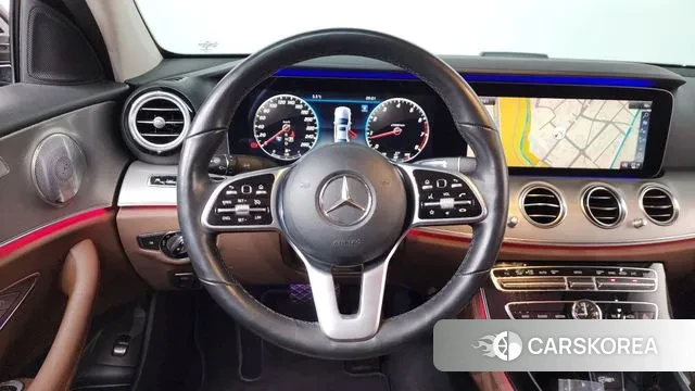Mercedes-Benz E-Class W213 2019 Черный из Кореи, фото 4