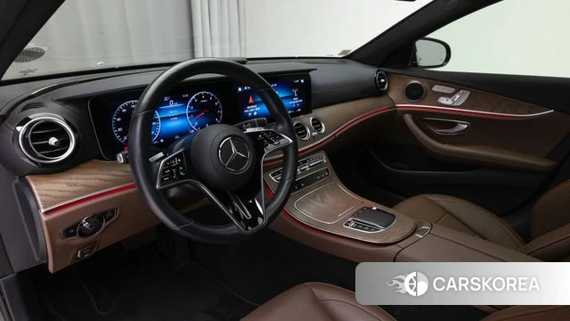 Mercedes-Benz E-Class W213 2021 Черный из Кореи, фото 4