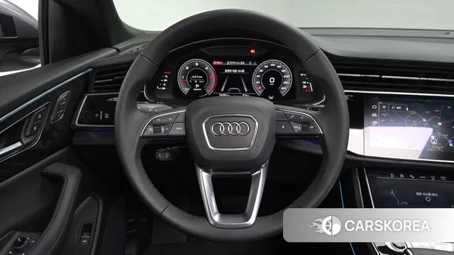 Audi Q8 (4M) 2023 Серый из Кореи, фото 4