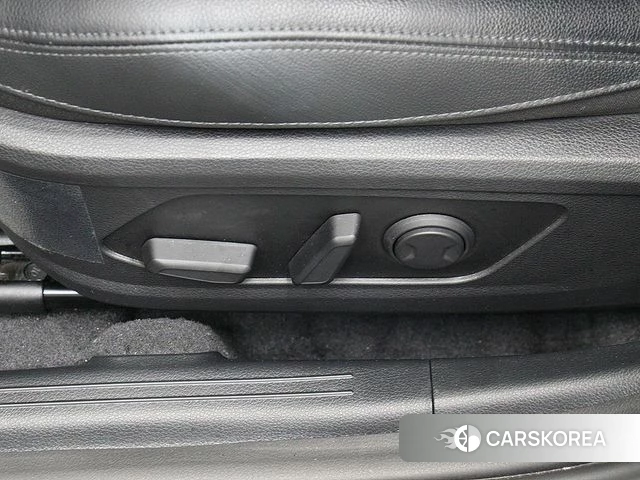 Kia The New K5 3rd generation 2024 Белый из Кореи, фото 4