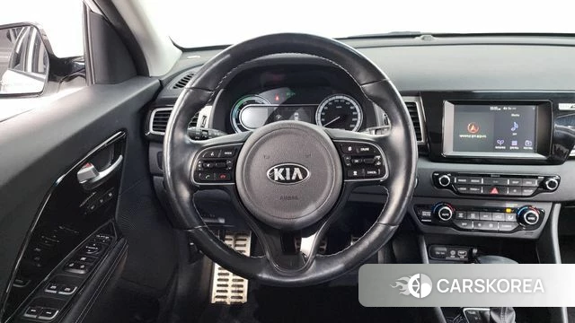 Kia Niro 2019 Белый из Кореи, фото 4